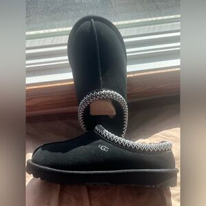 BRAND NEW Tasman ll Uggs